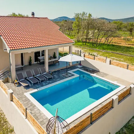 House Karla Zadar