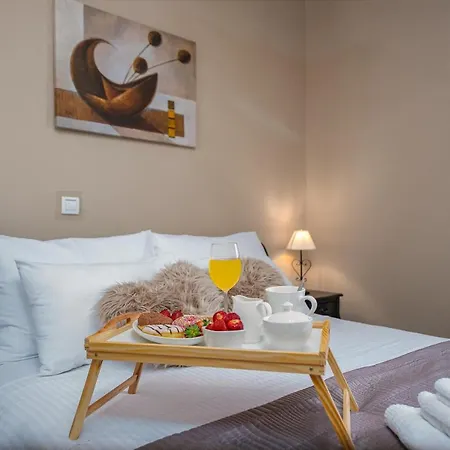 House Karla 扎达尔