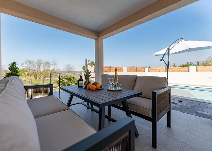 House Karla Задар